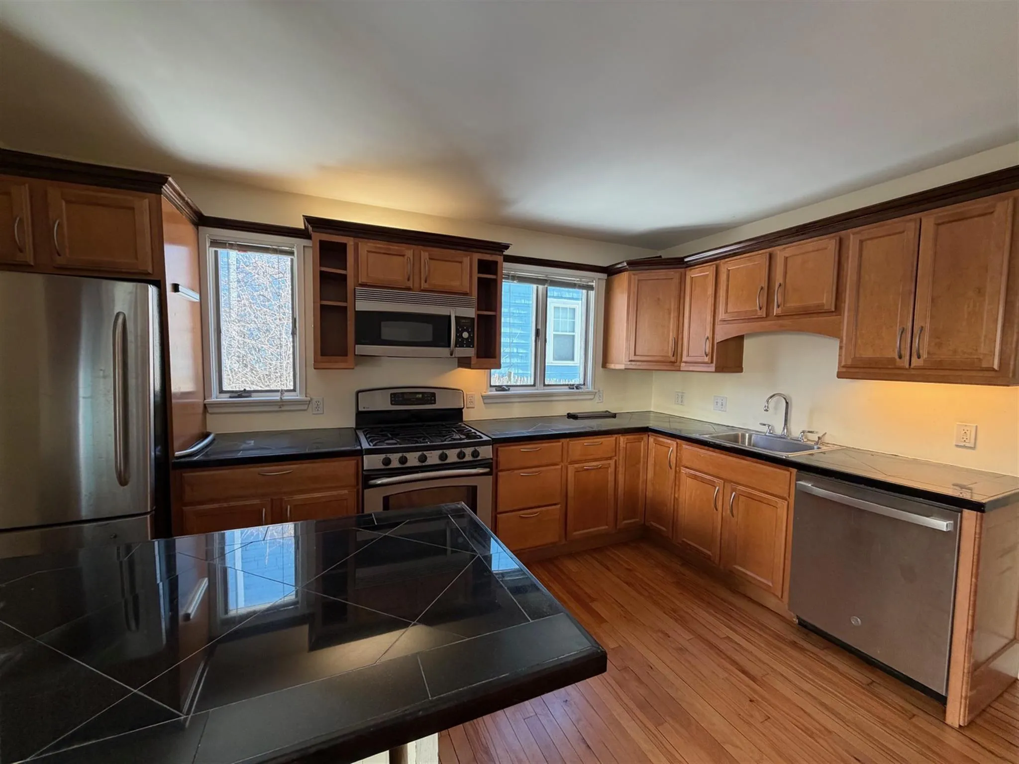 67 Fairfax St, West Somerville