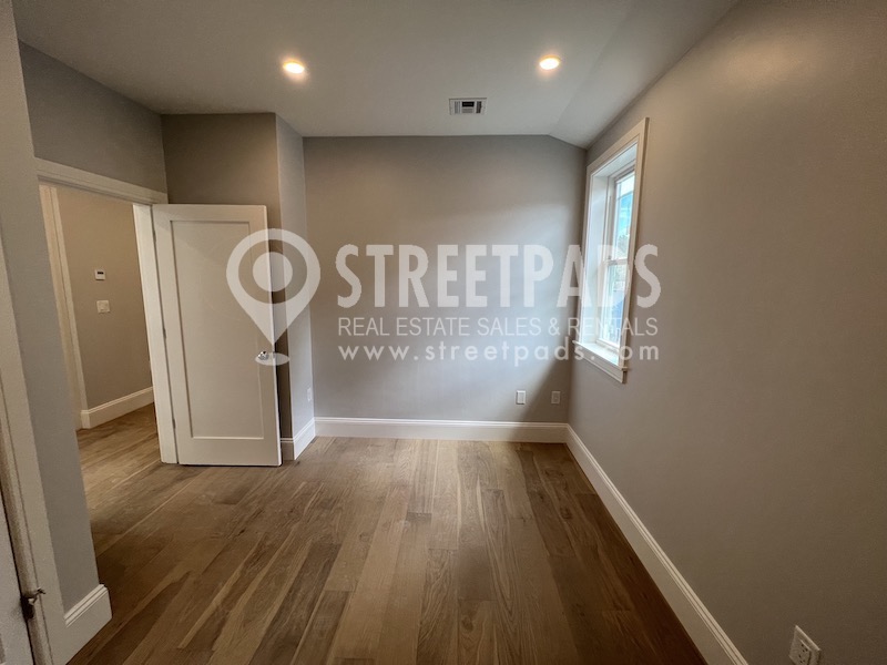 51 Fairbanks St, Brighton