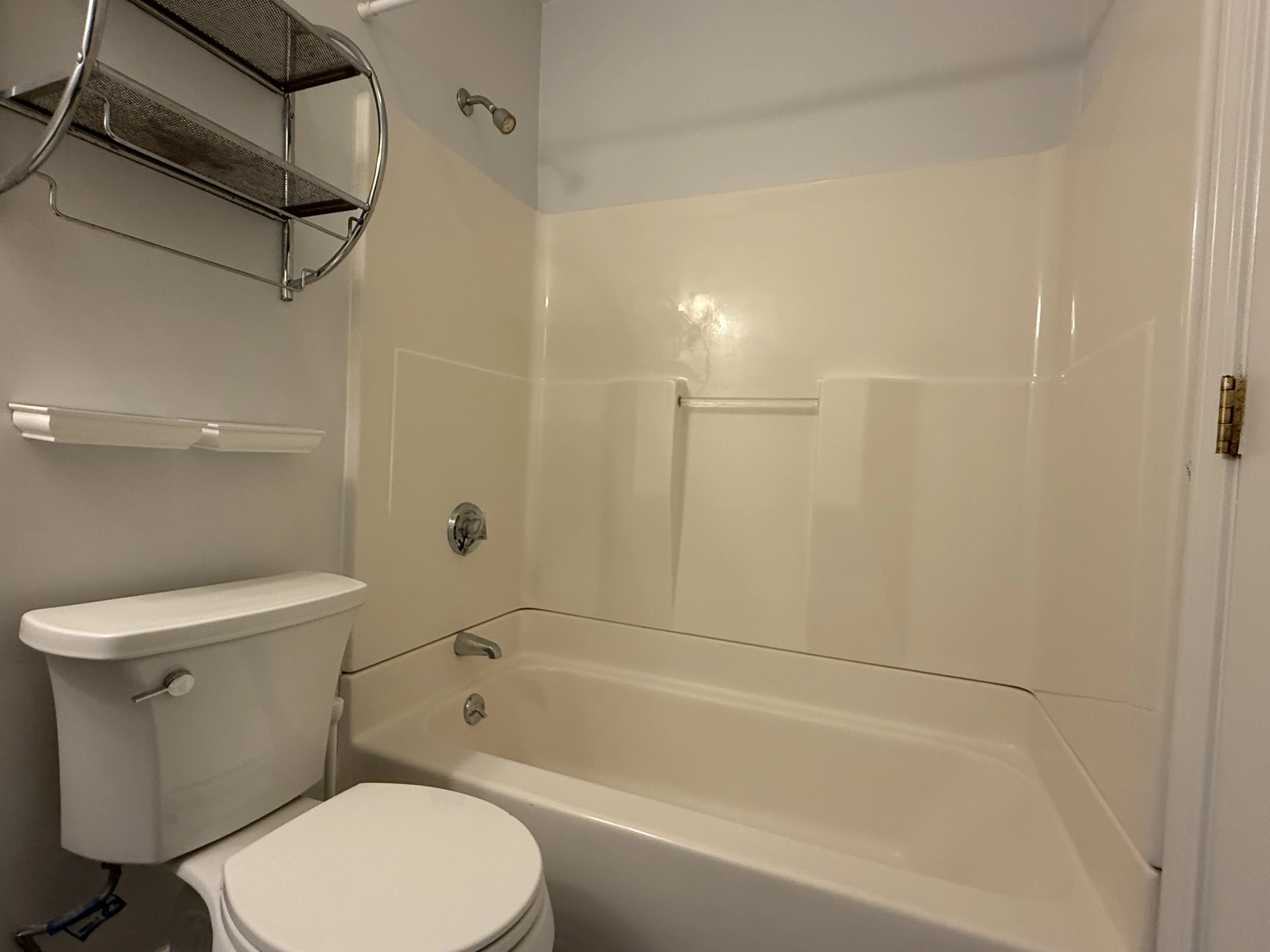 111 West 8th St, South Boston