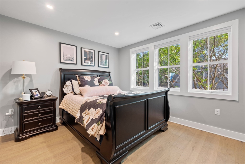 74 Tremont St, Charlestown