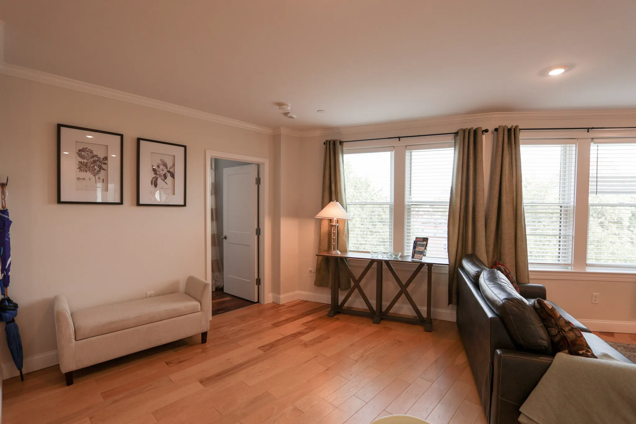 1008 Tremont St, Roxbury