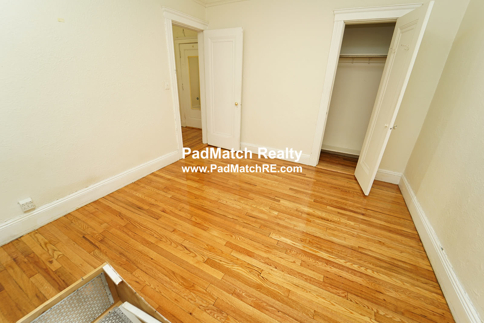 1687 Commonwealth Ave, Brighton