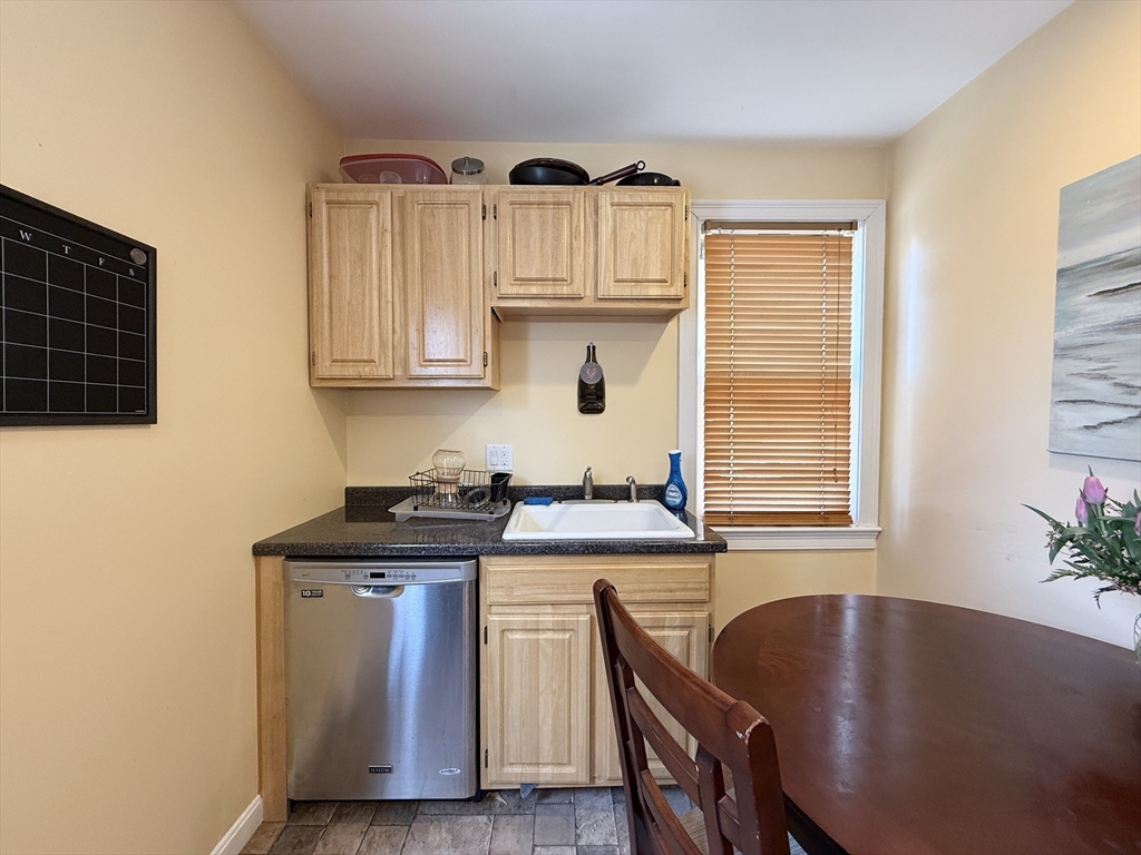 295 Allston St, Cambridgeport