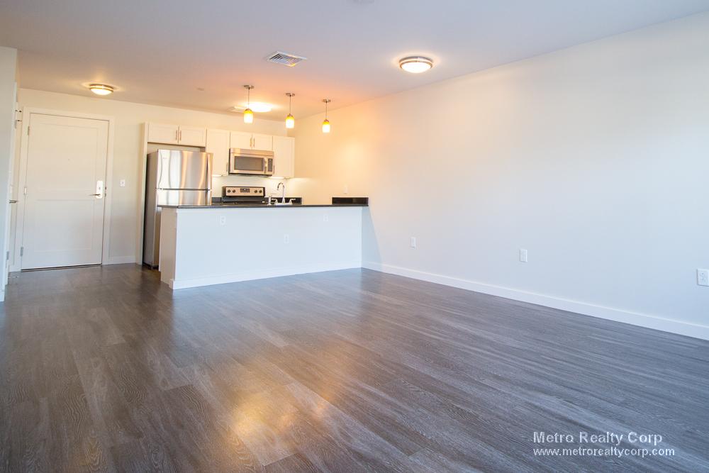 1 Whittemore Ave, North Cambridge