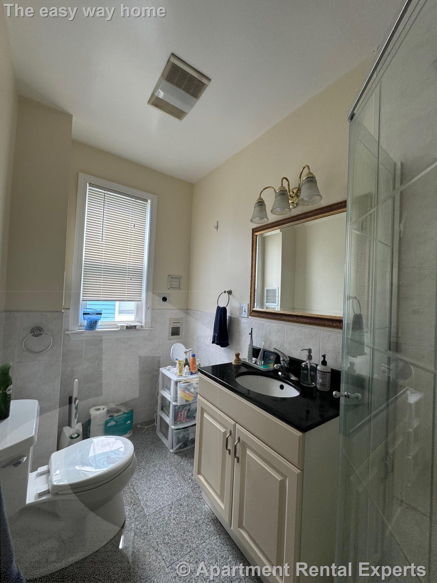 33-35 Magnus Ave, Ward Two