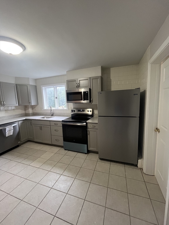 57 Wright St, Stoneham