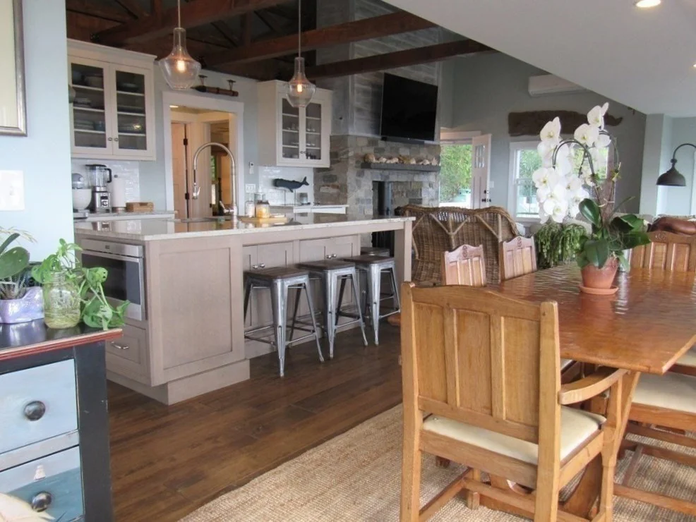 37 River Rd, Little Neck