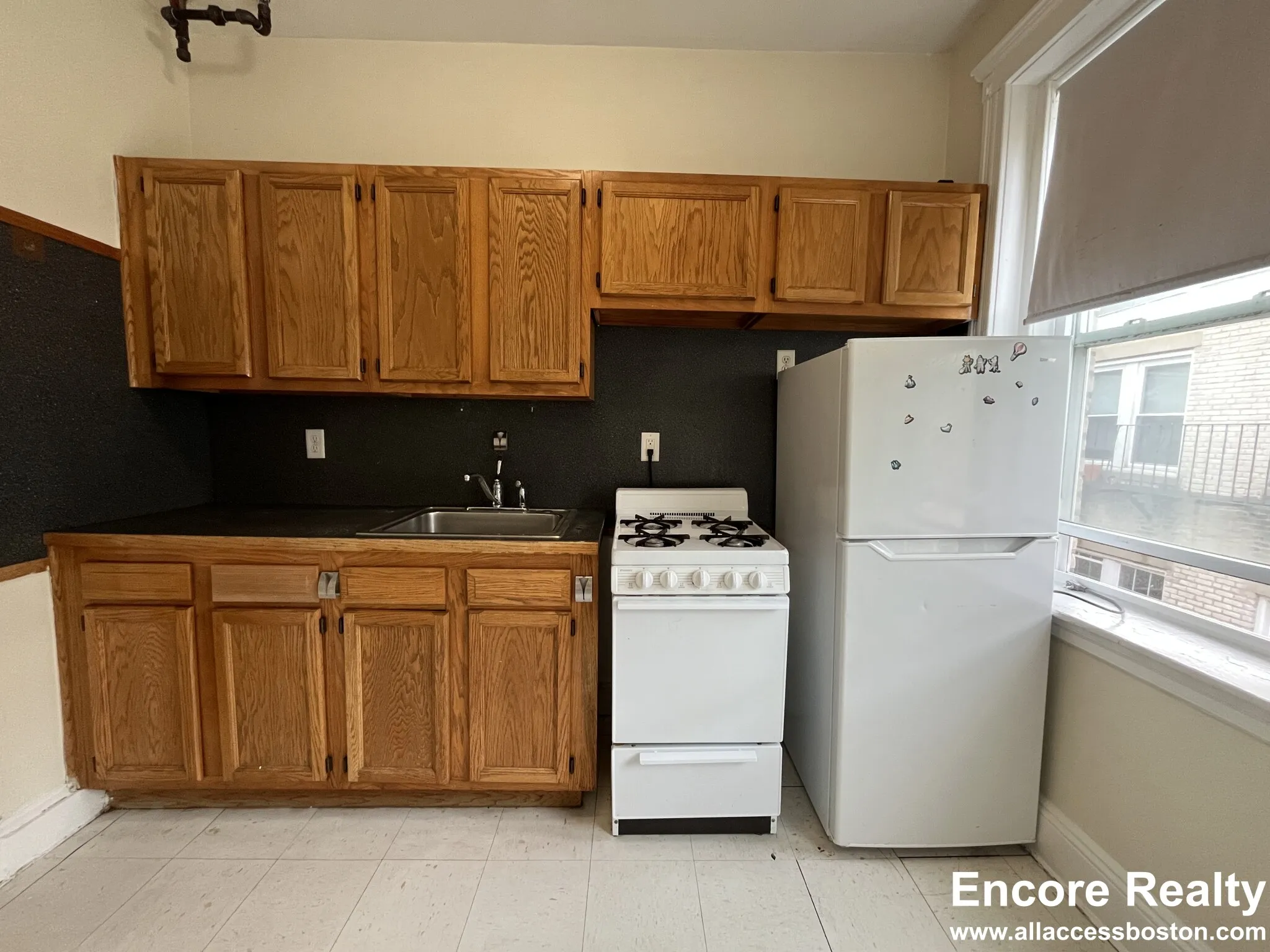 1687 Commonwealth Ave, Brighton