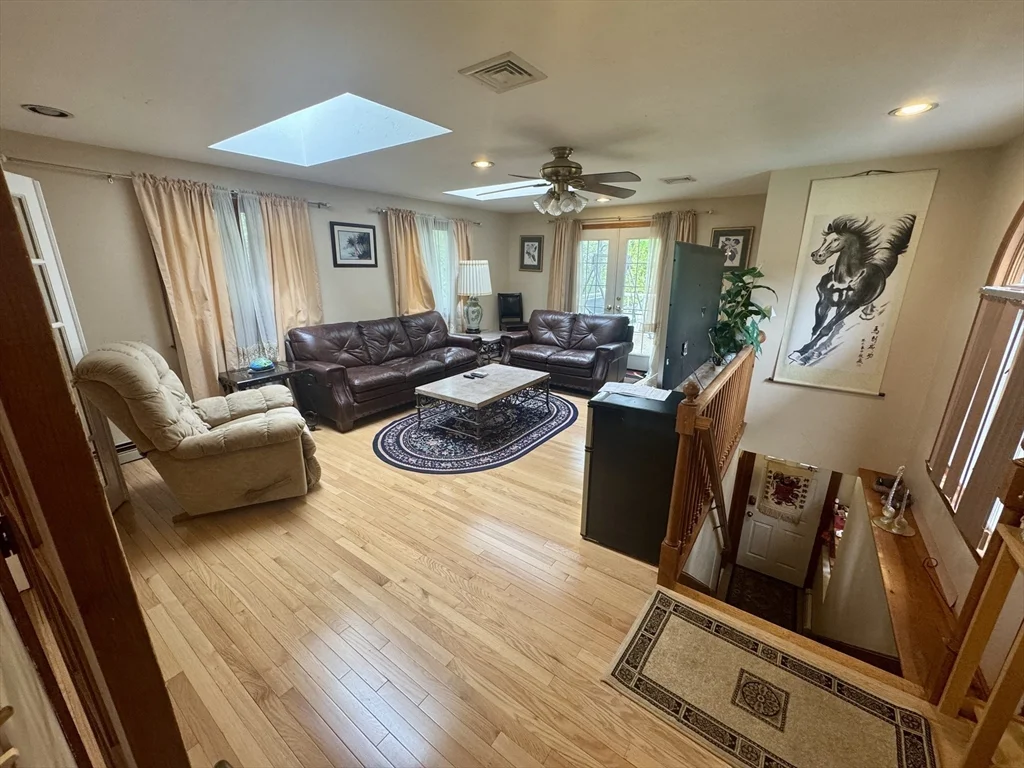 328 Blue Hill Ave, Milton