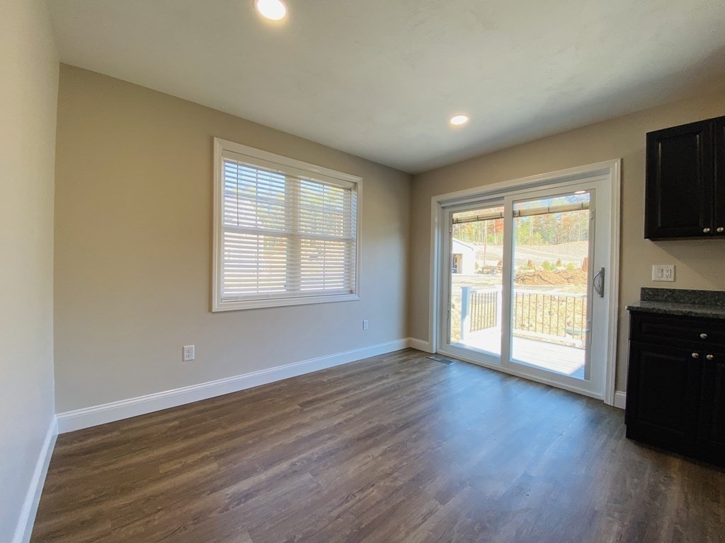 6 Glacier Path, Middleboro