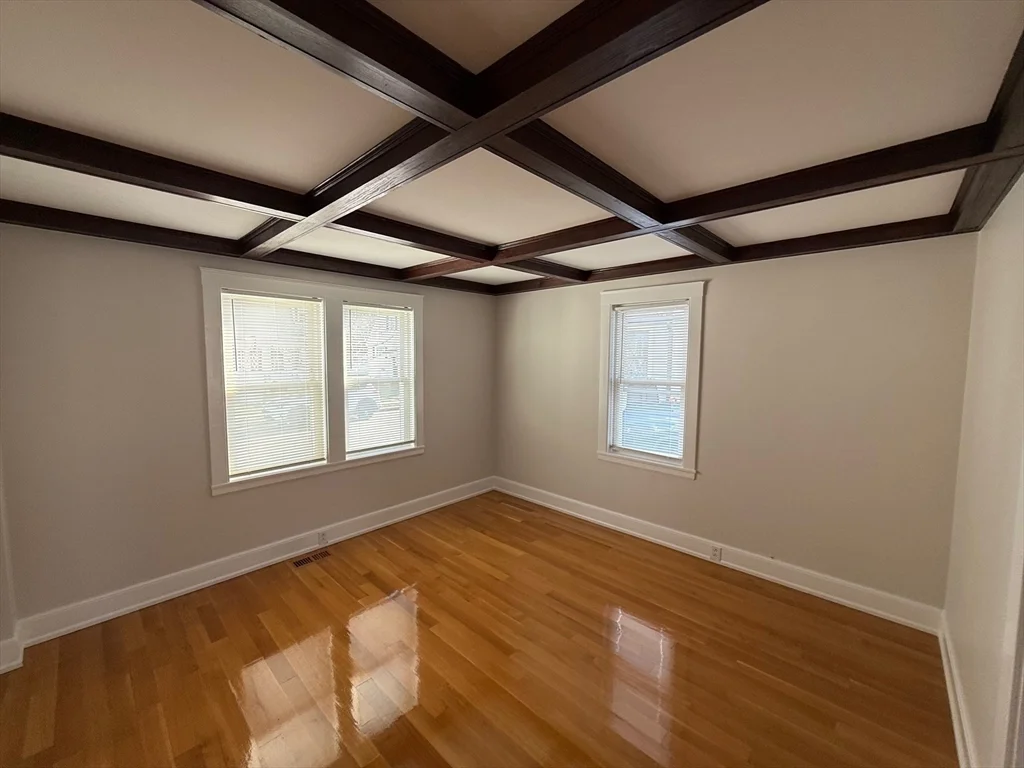 34 Arnold St, Quincy