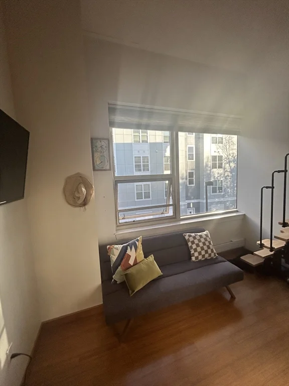 290 Pleasant St, Watertown