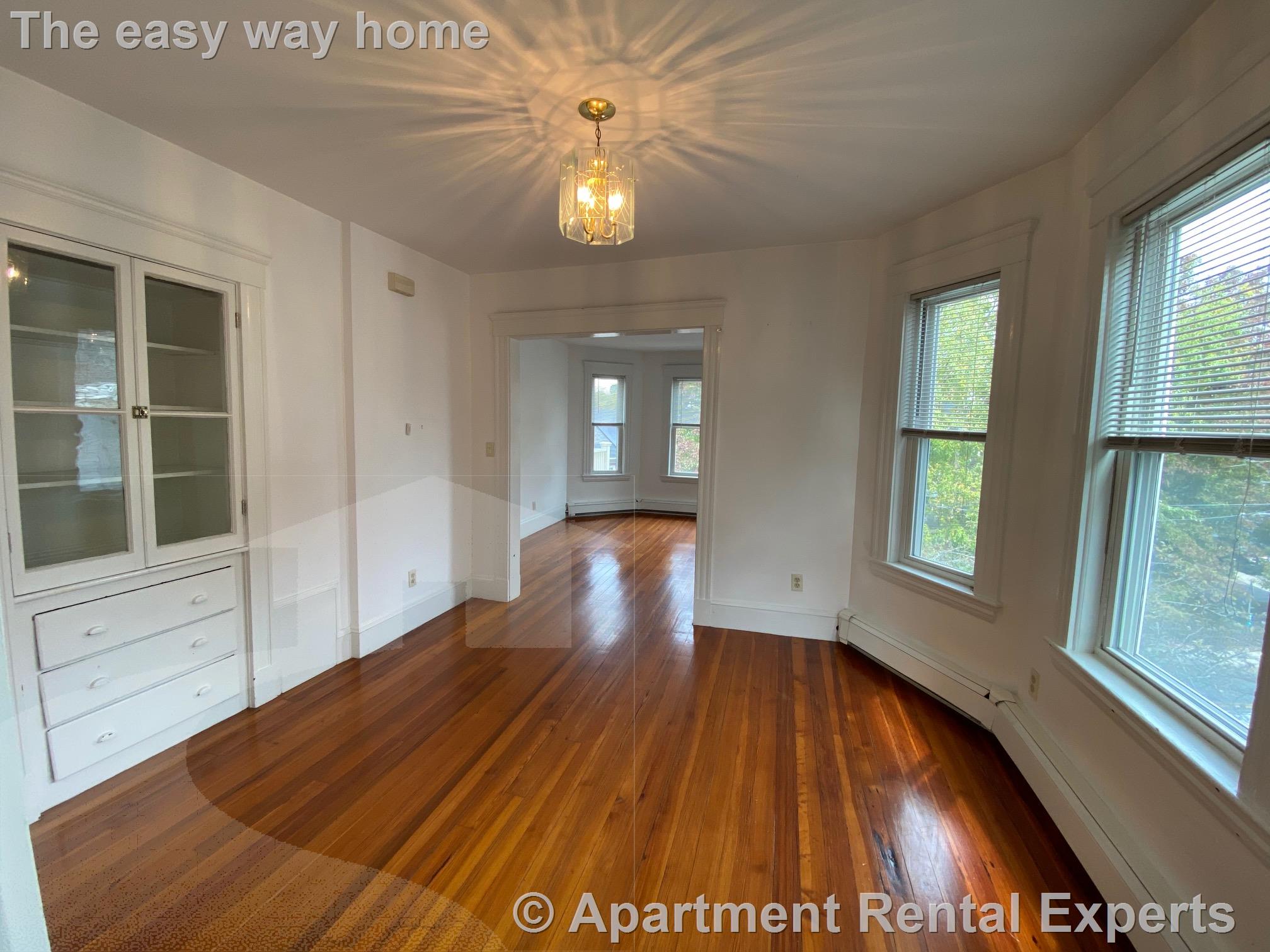 124 Garden St, Huron Village