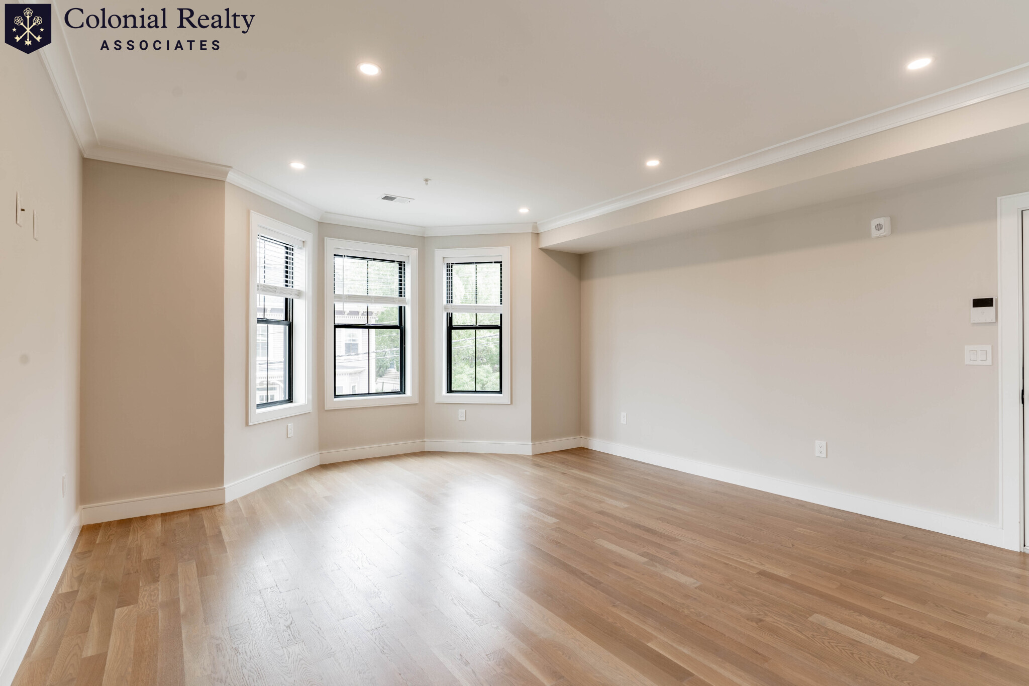 285 Lamartine St, Jamaica Plain