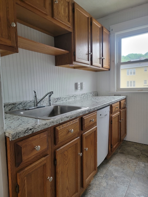 26 Stebbins St, Worcester