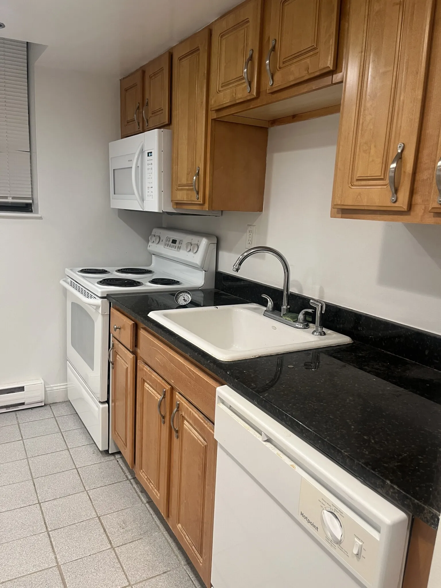 111 Queensberry St, Fenway