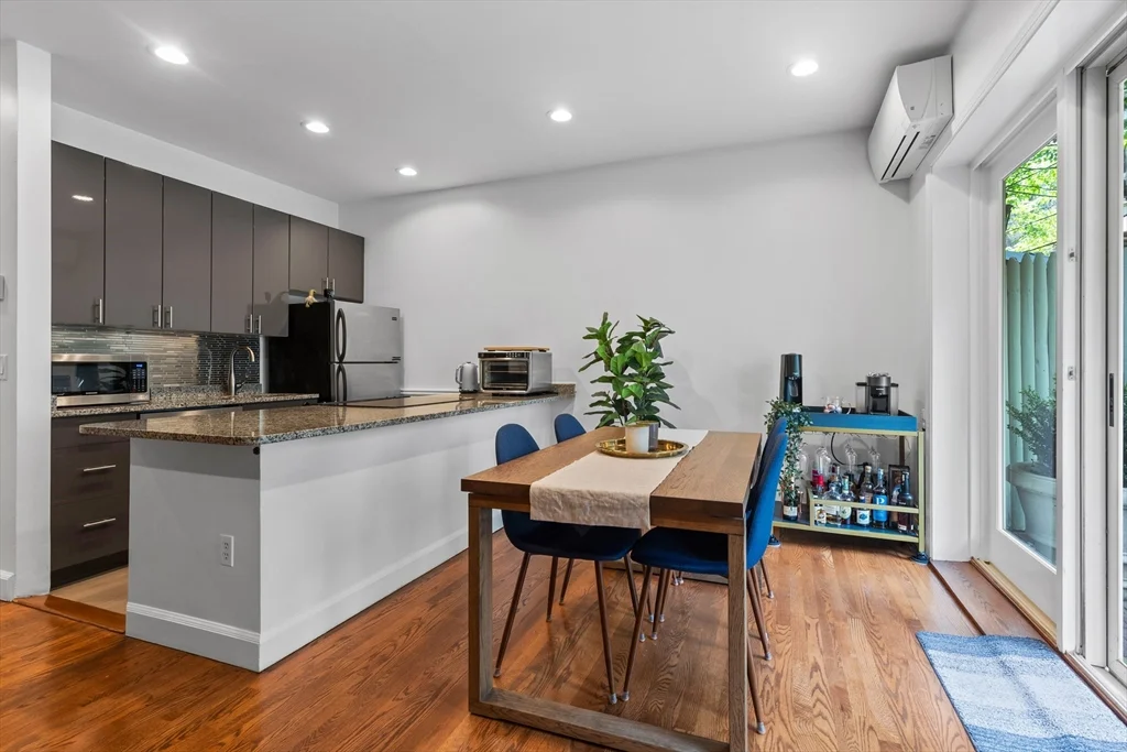 113 Chandler, South End