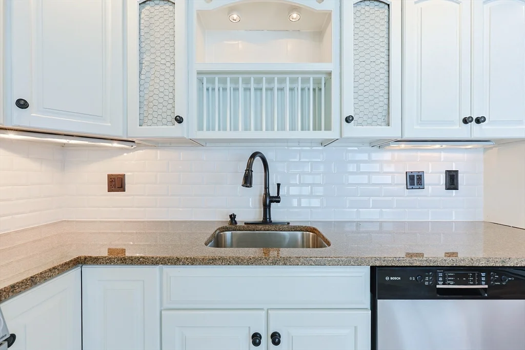 835 Mount Hope St, North Attleboro