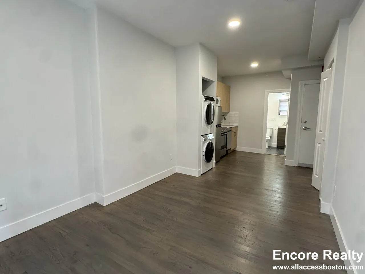 270 Newbury St, Back Bay