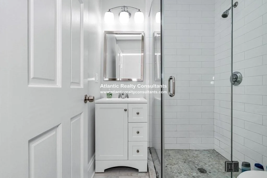 140 Beacon St, Back Bay