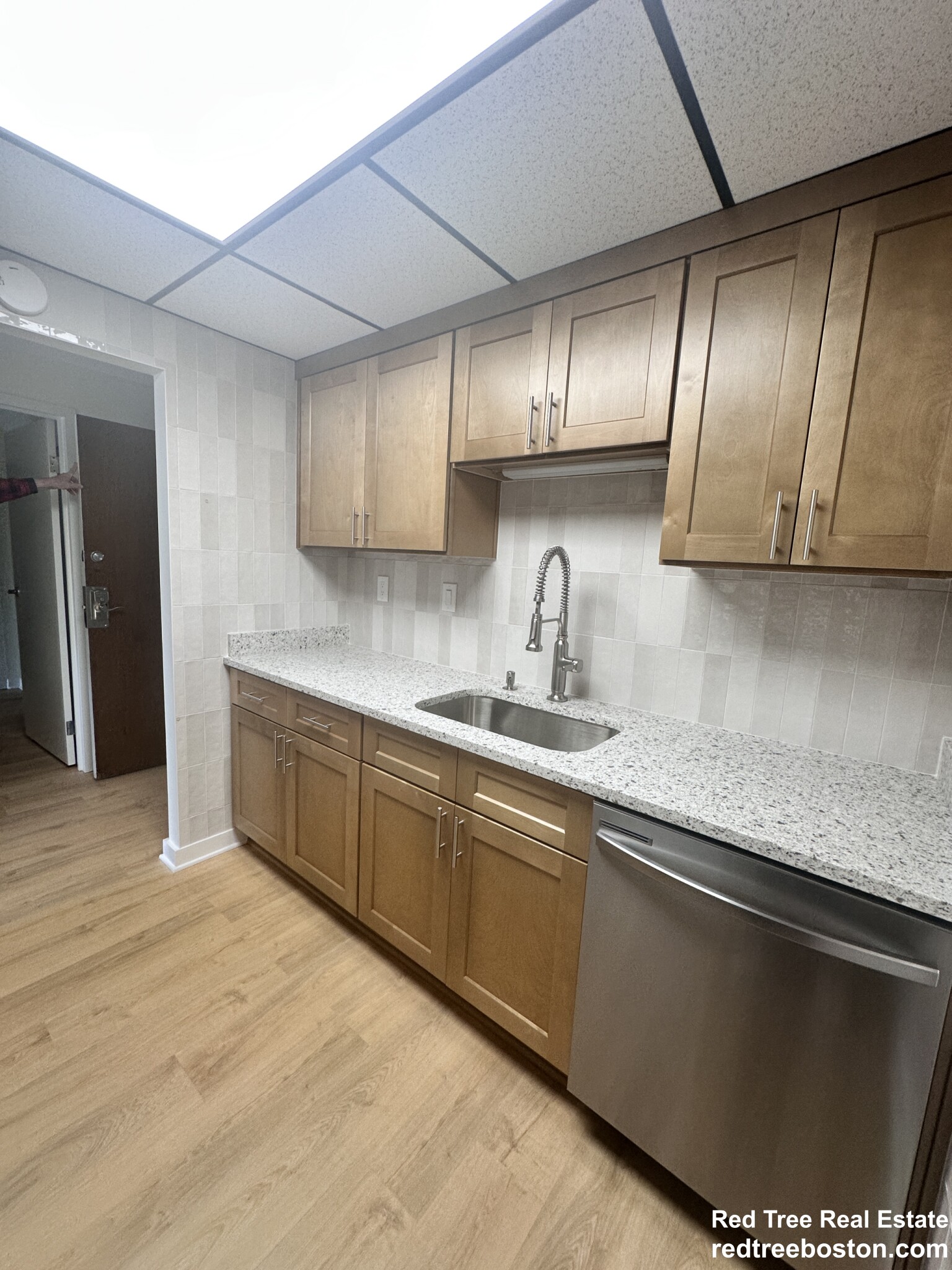 50-56 Broadlawn Park, Chestnut Hill