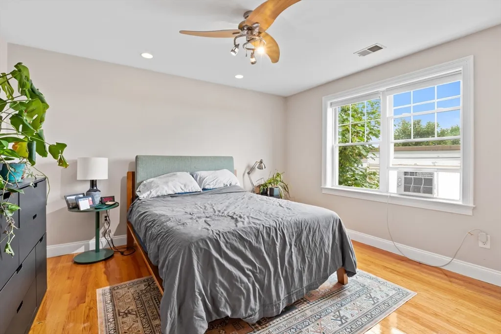 7 Fox St, Dorchester