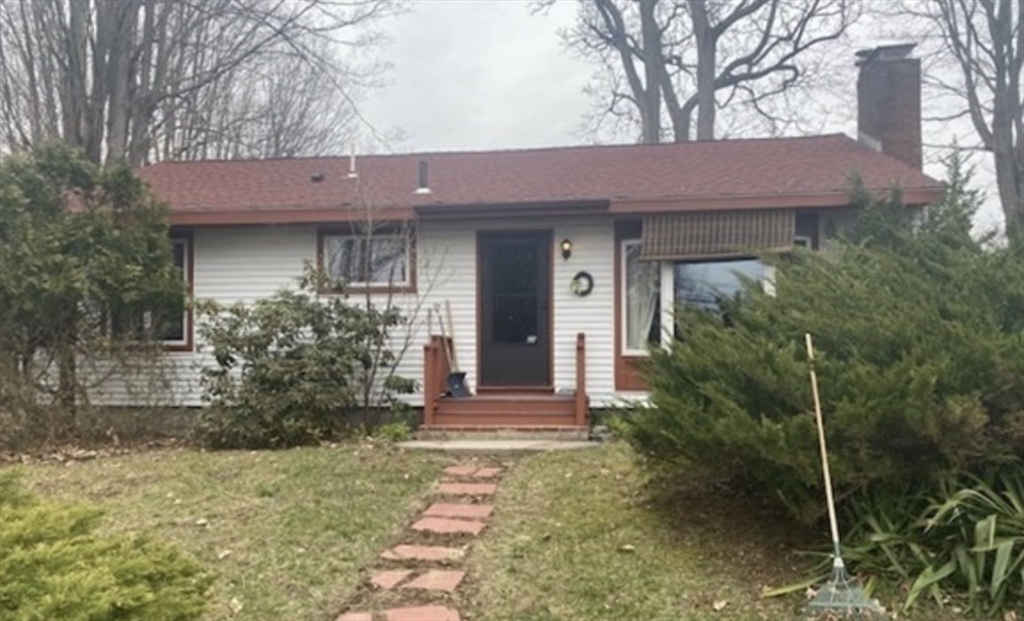 417 Old Ayer Rd, Groton