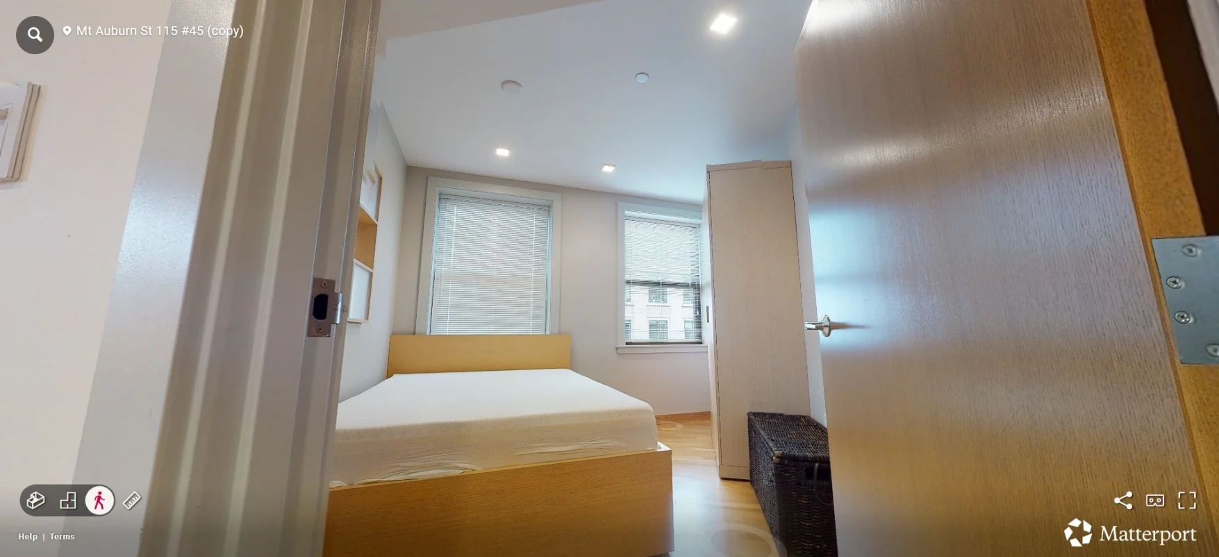 115 Mount Auburn St, Harvard Square