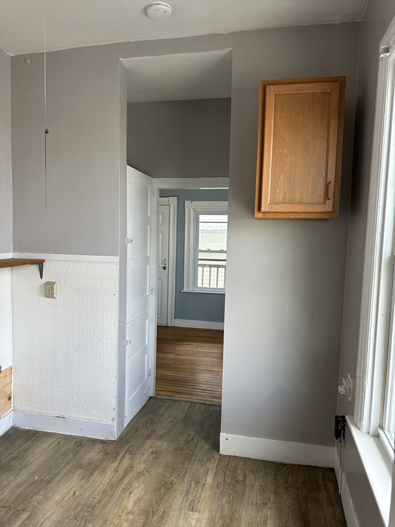 33 Russel, Worcester