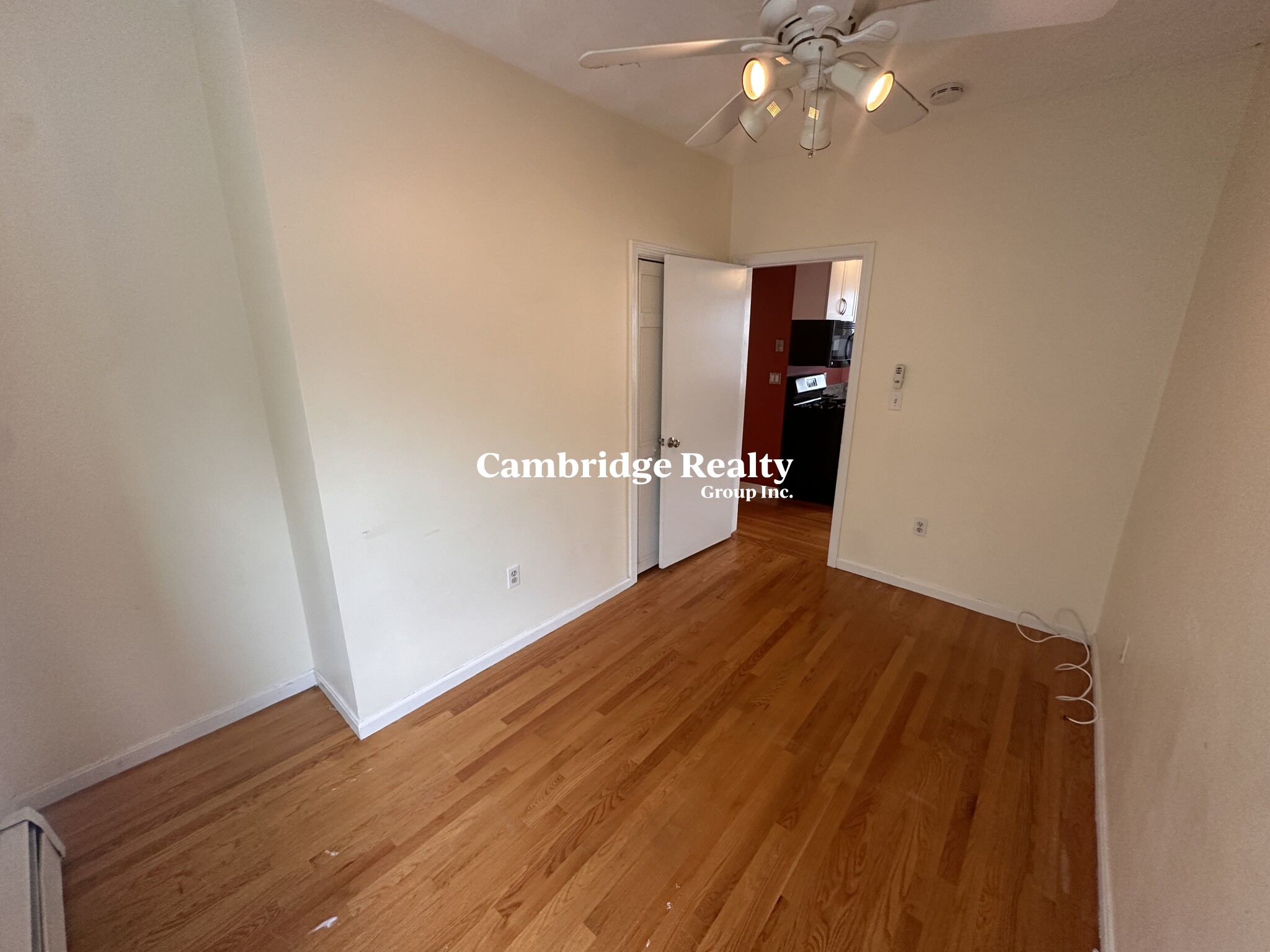 3 bed, 1 bath apartment for rent at 66 Kenmere Rd Unit 2, Medford — photo 9 of 19