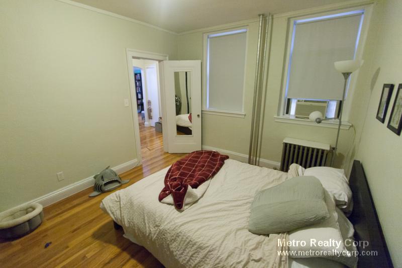 85 Strathmore Rd, Brighton