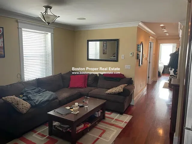 632 East Broadway, South Boston