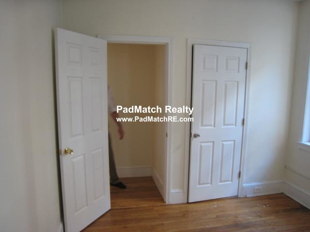 324 Saint Paul St, North Brookline