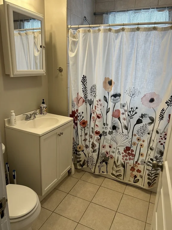 24 Aberdeen Rd, Powder House Square