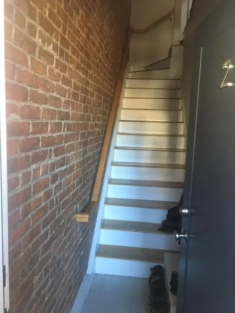 11 Highland Park Ave, Roxbury