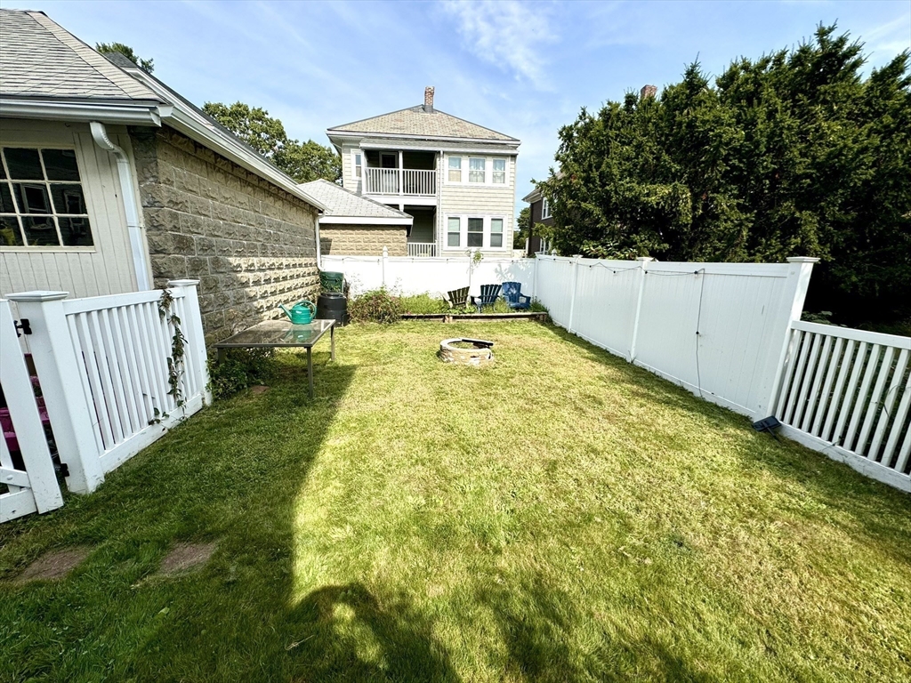 8 Kahler Ave, Milton