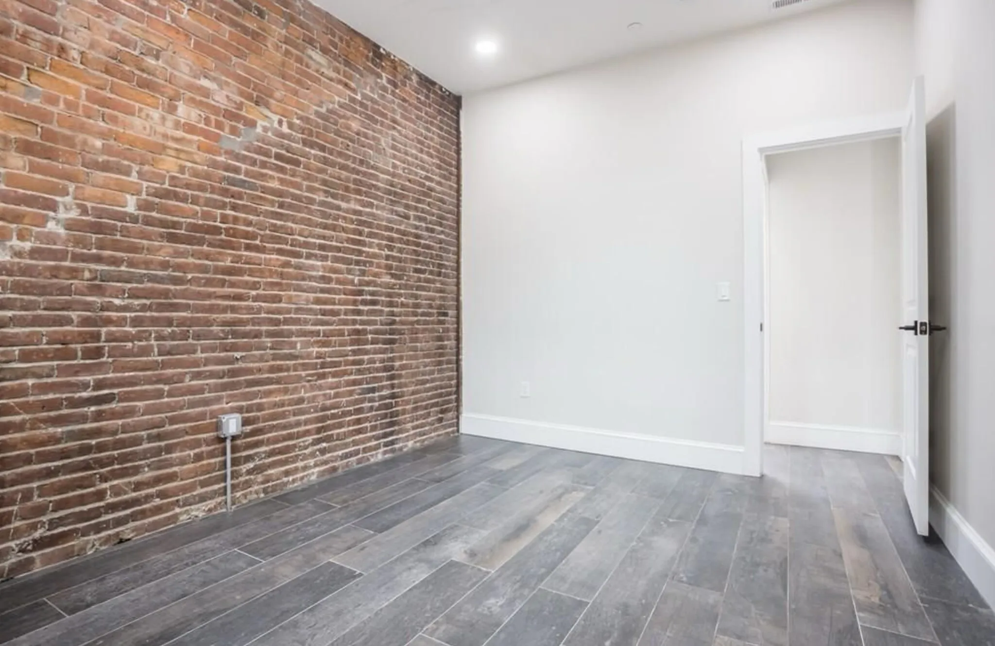 603 Massachusetts Ave, Roxbury