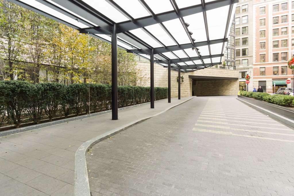 580 Washington St, Midtown