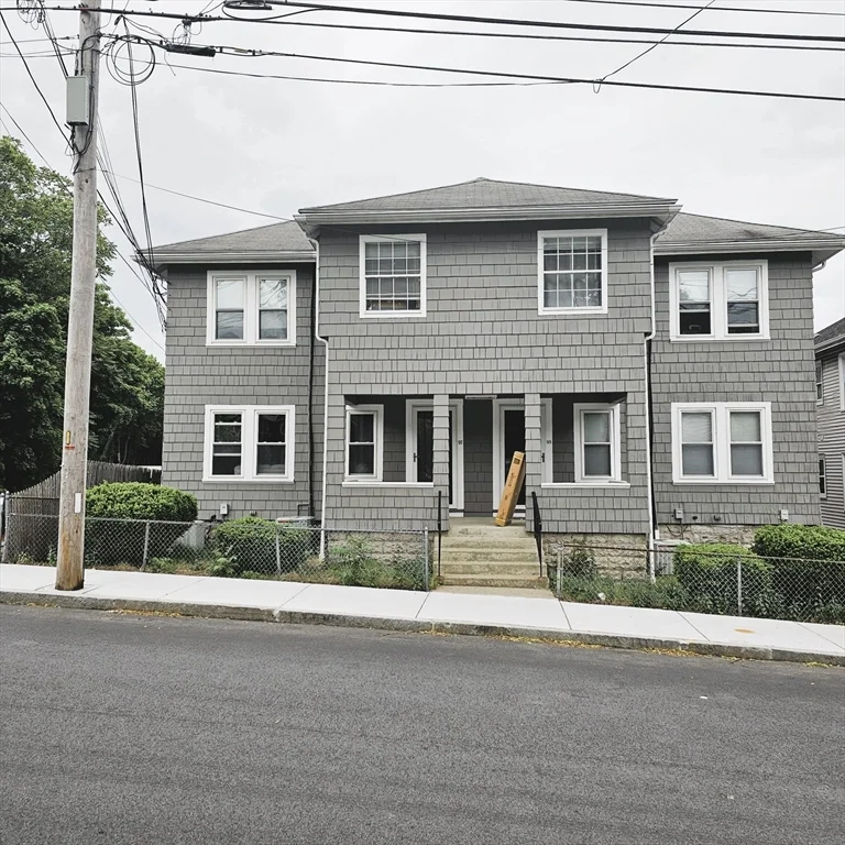 97 Hammond St, Waltham