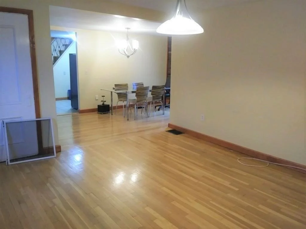 50 Temple St, Somerville