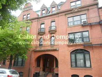 8 Fairfield St, Back Bay