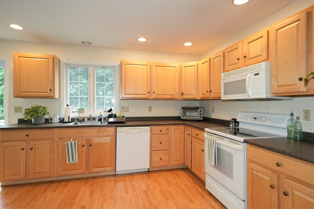 94-96 Neil St, Marlborough