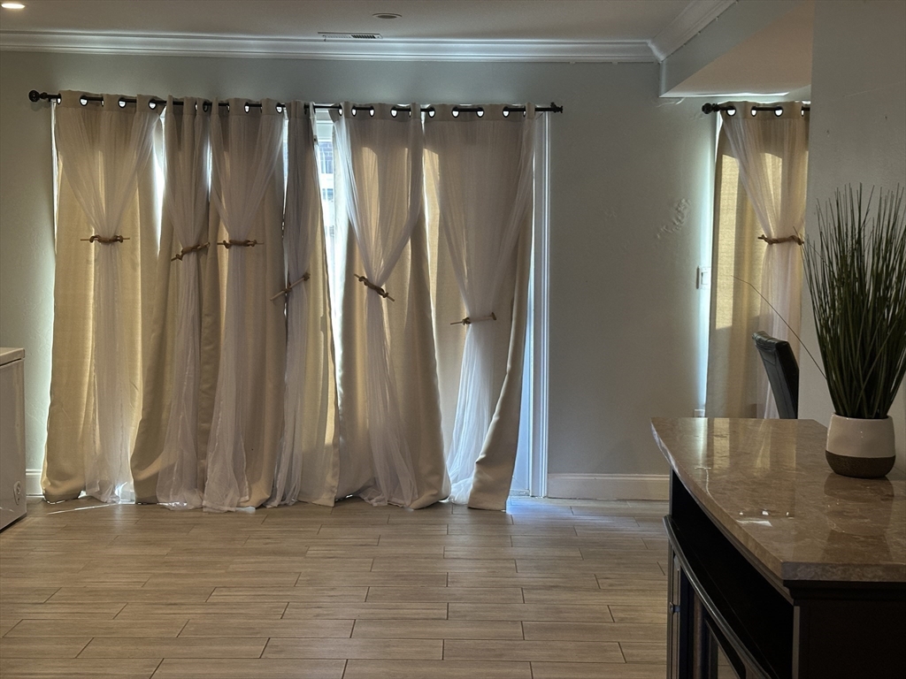 100 Rosewood Dr, Stoughton