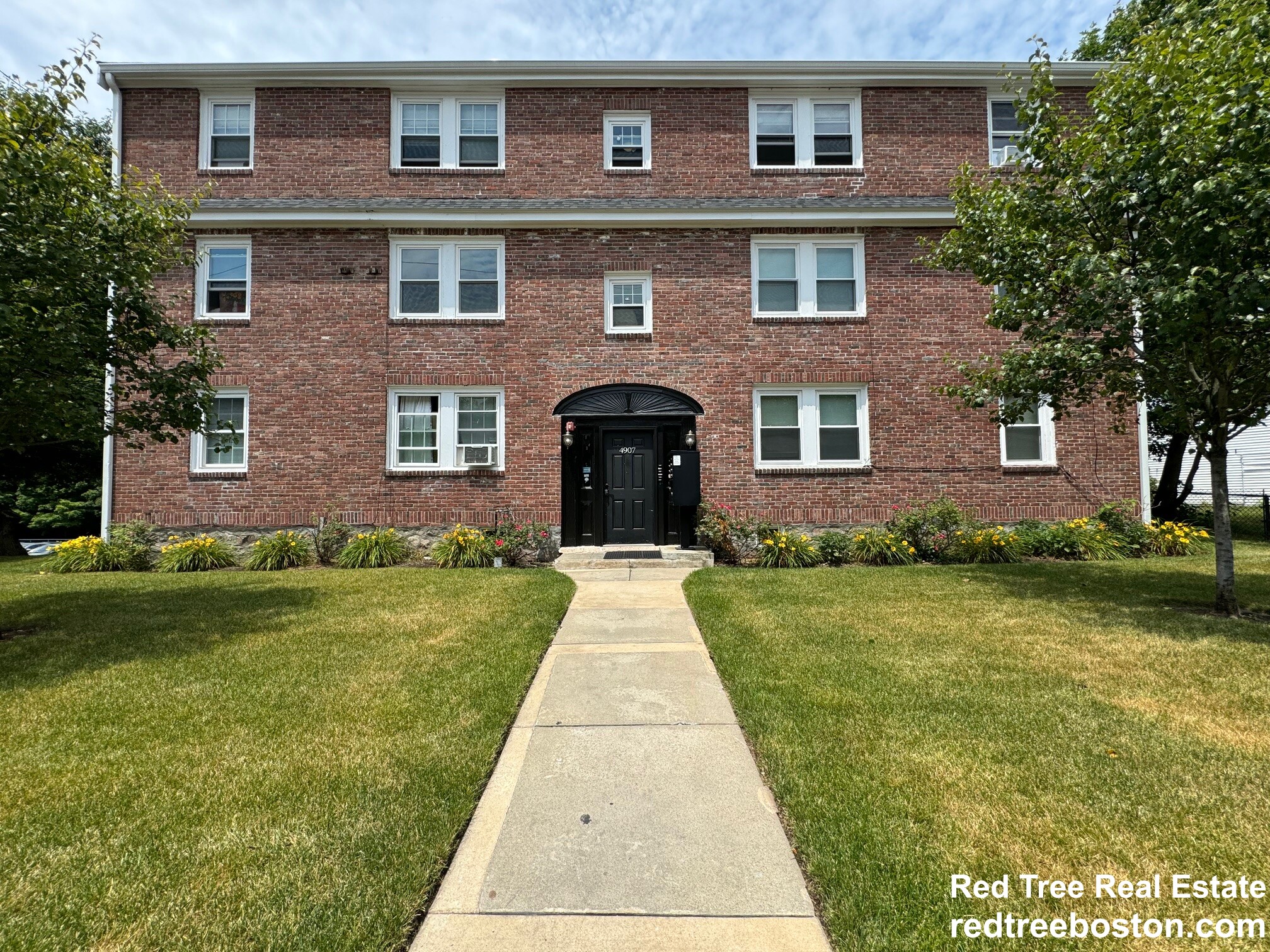 4907 Washington St, West Roxbury