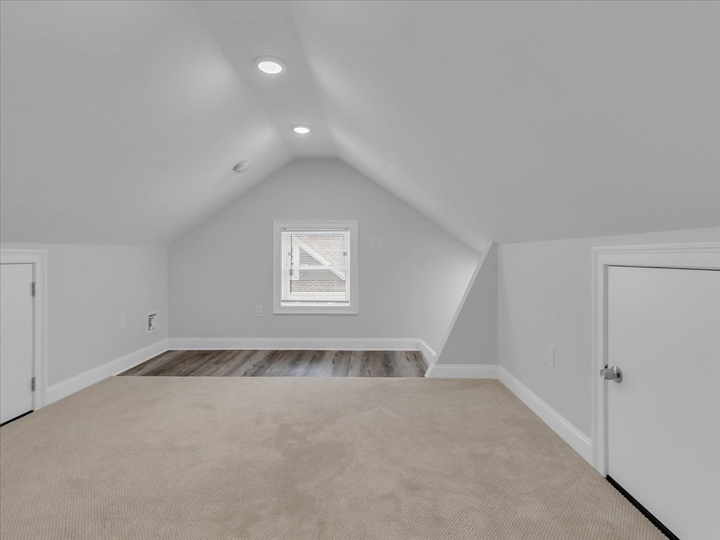 2031 Commonwealth Ave, Newton