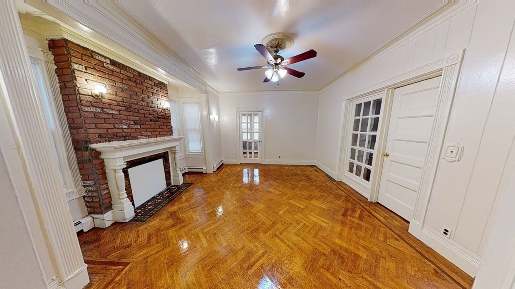 23 Waumbeck St, Roxbury