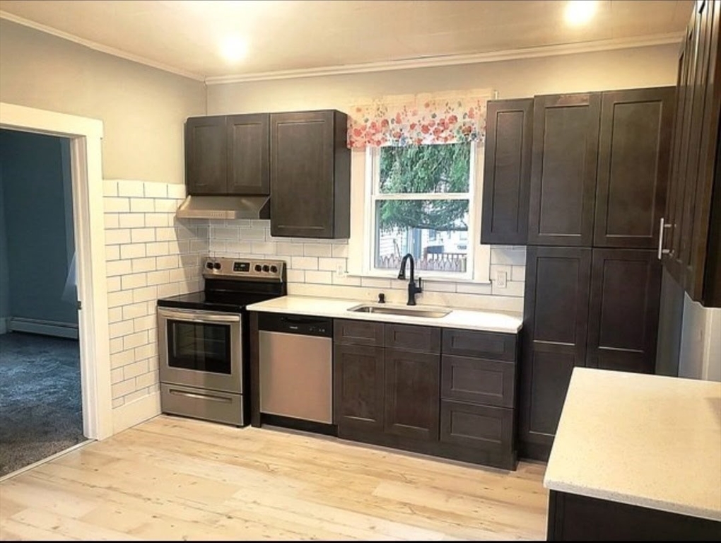 33 Warren St, Peabody