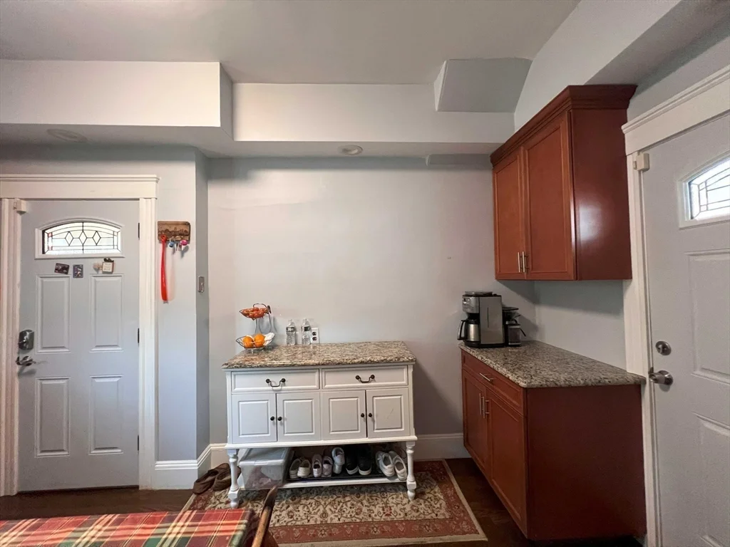 25 Rowena St, Dorchester