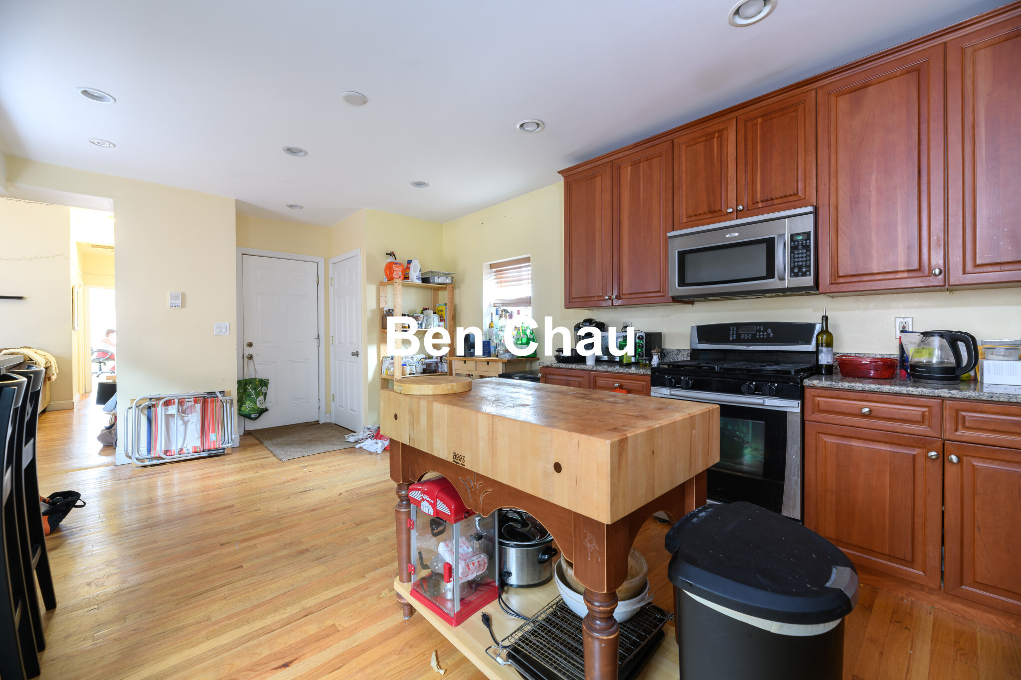 57 Otis St, East Cambridge