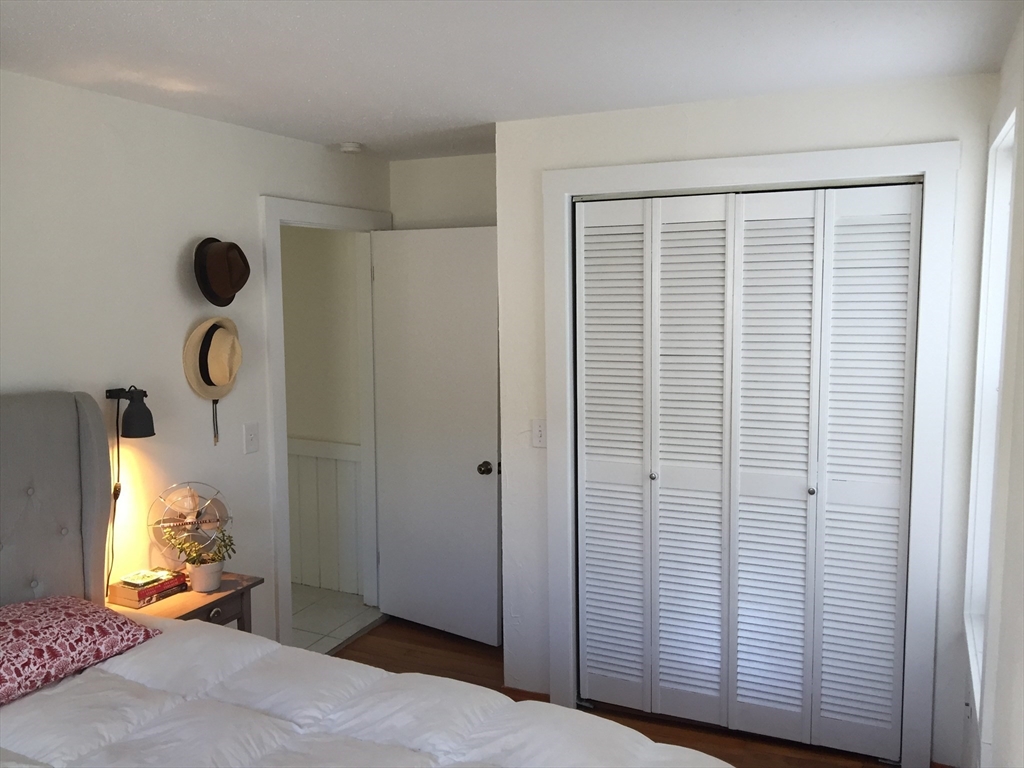 216 Harvey St, North Cambridge